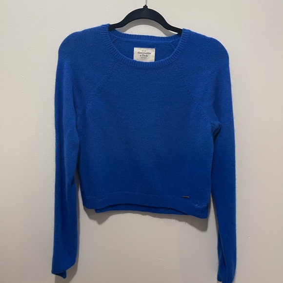American Eagle Blue Knit Cropped Sweater - Picture 1 of 2